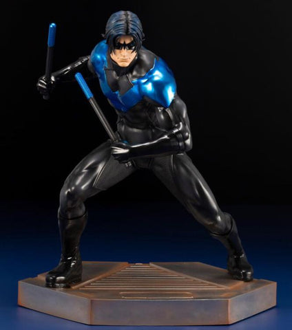 DC Comics Nightwing Titan Series ARTFX 1:6 Scale Statue