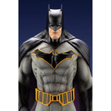 Batman: Last Knight on Earth Batman ARTFX 1:6 Scale Statue